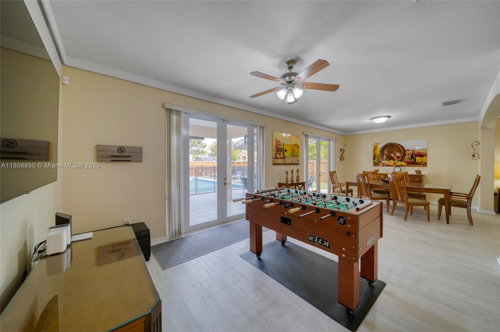 KENDALLAND - Residential Lease