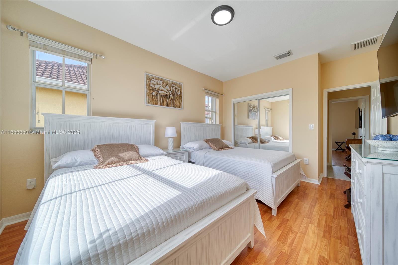 KENDALLAND - Residential Lease