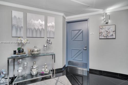 LAS OLAS RIVER HOUSE COND - Residential