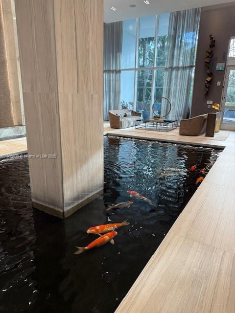 LAS OLAS RIVER HOUSE COND - Residential