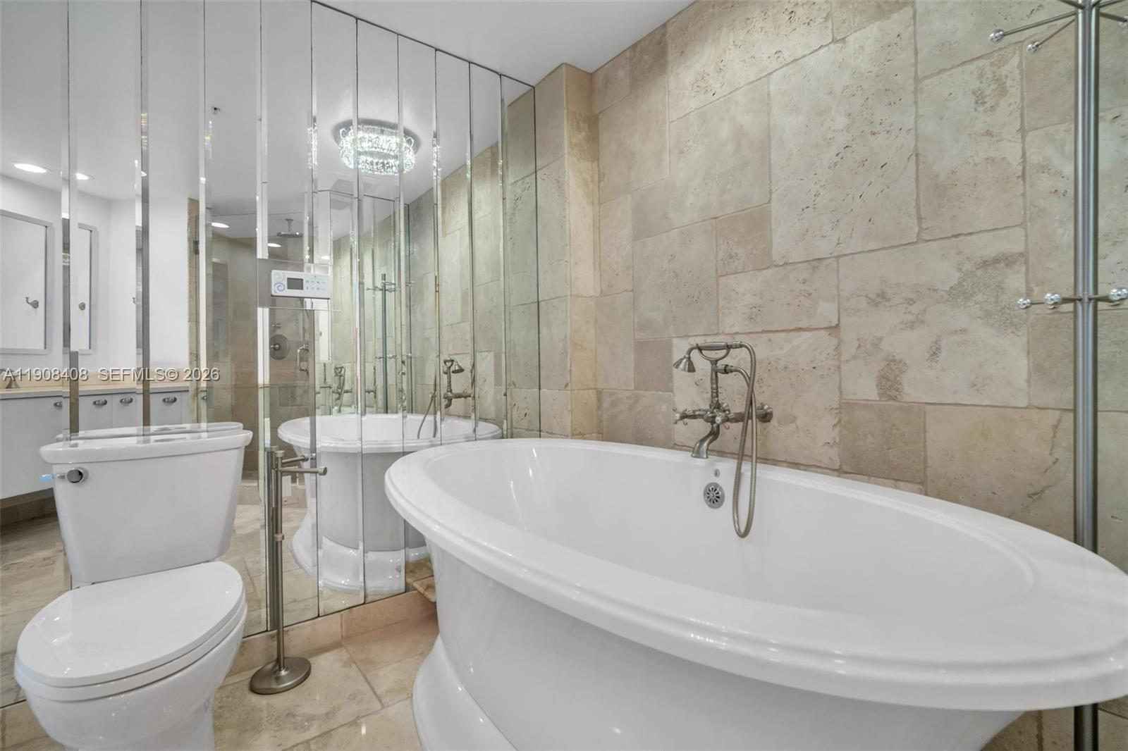 LAS OLAS RIVER HOUSE COND - Residential