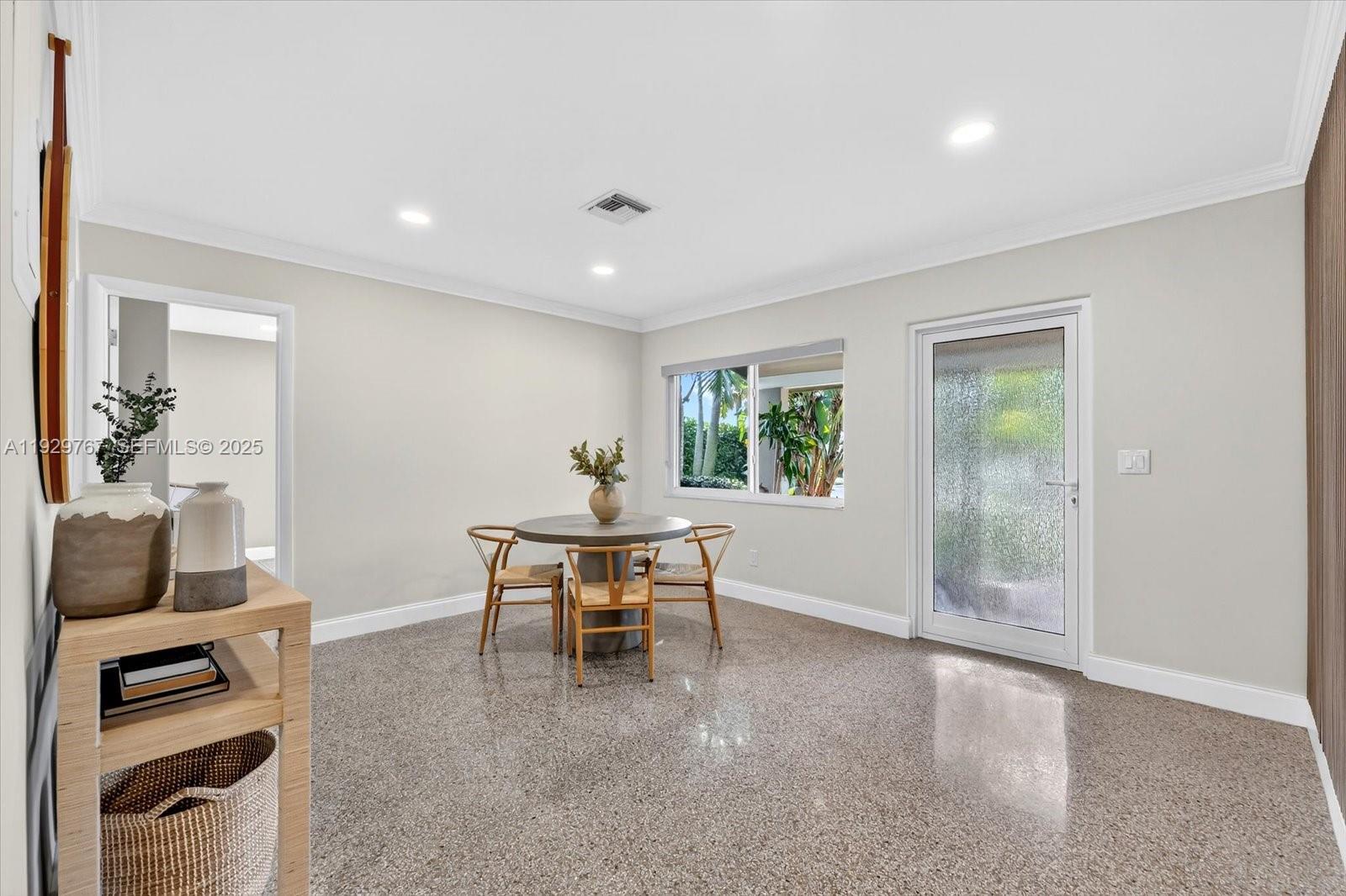 NORTH ANDREWS GARDENS - Residential