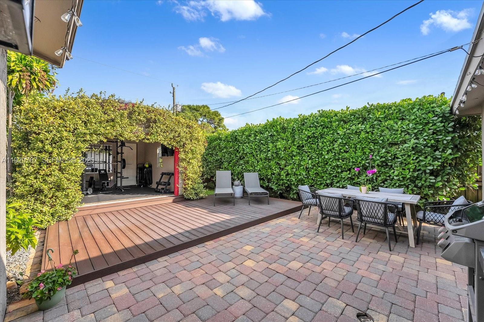 NORTH ANDREWS GARDENS - Residential