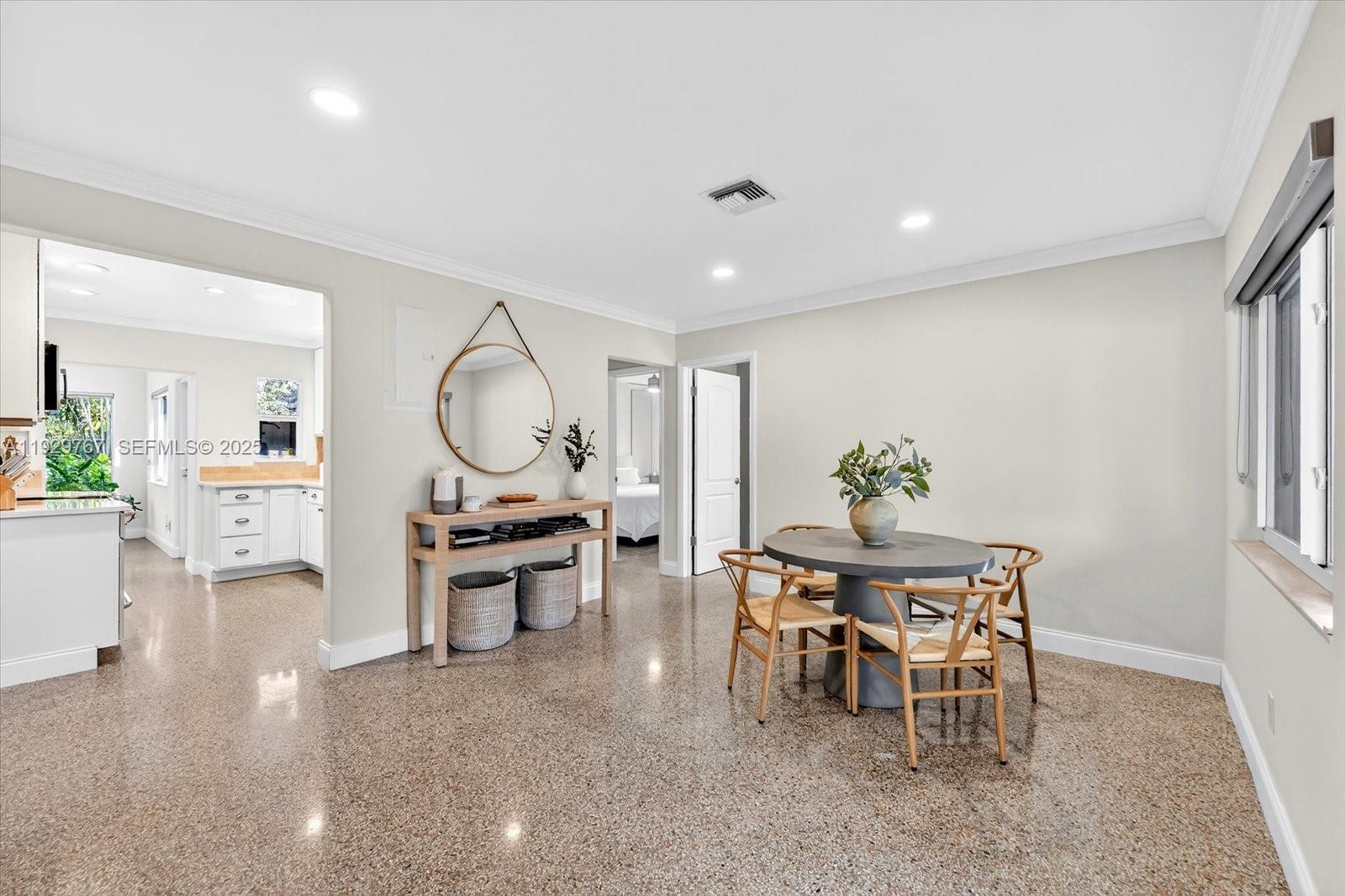 NORTH ANDREWS GARDENS - Residential