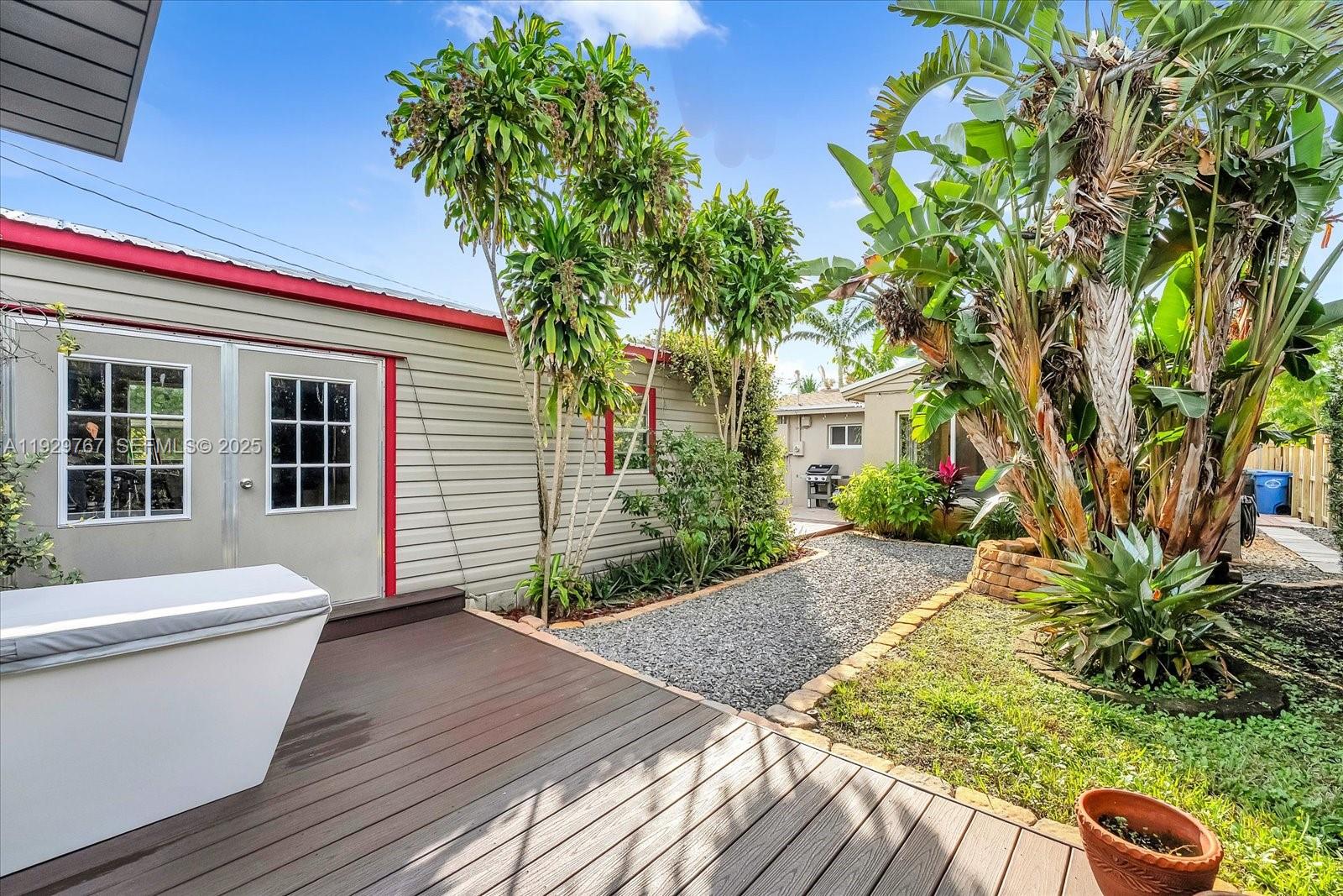 NORTH ANDREWS GARDENS - Residential