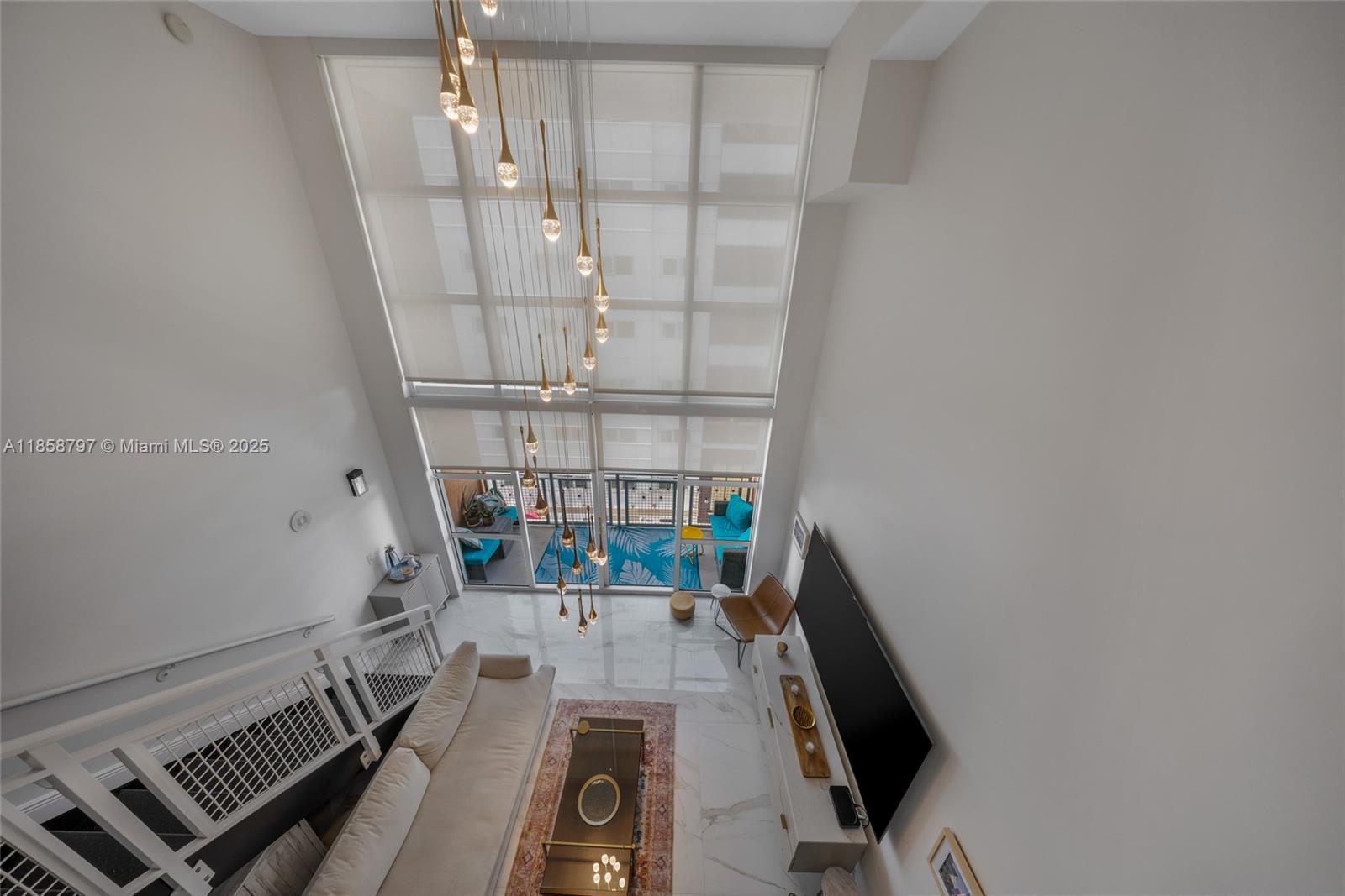 VIZCAYNE SOUTH CONDO - Residential