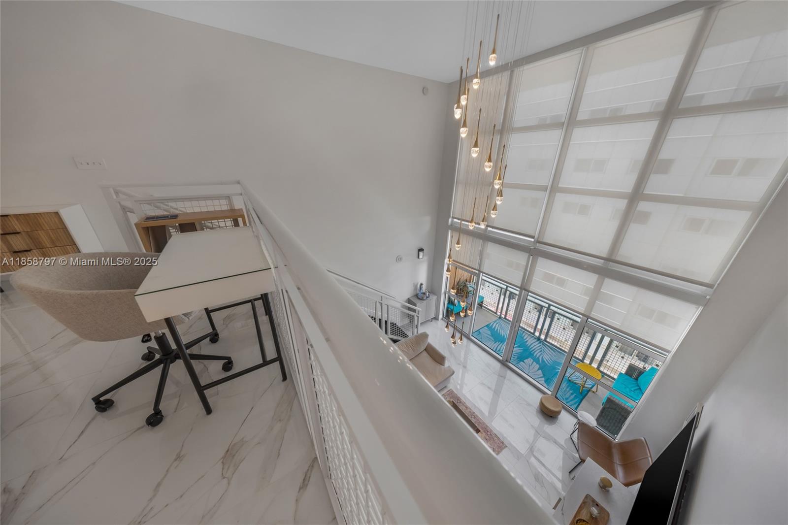 VIZCAYNE SOUTH CONDO - Residential