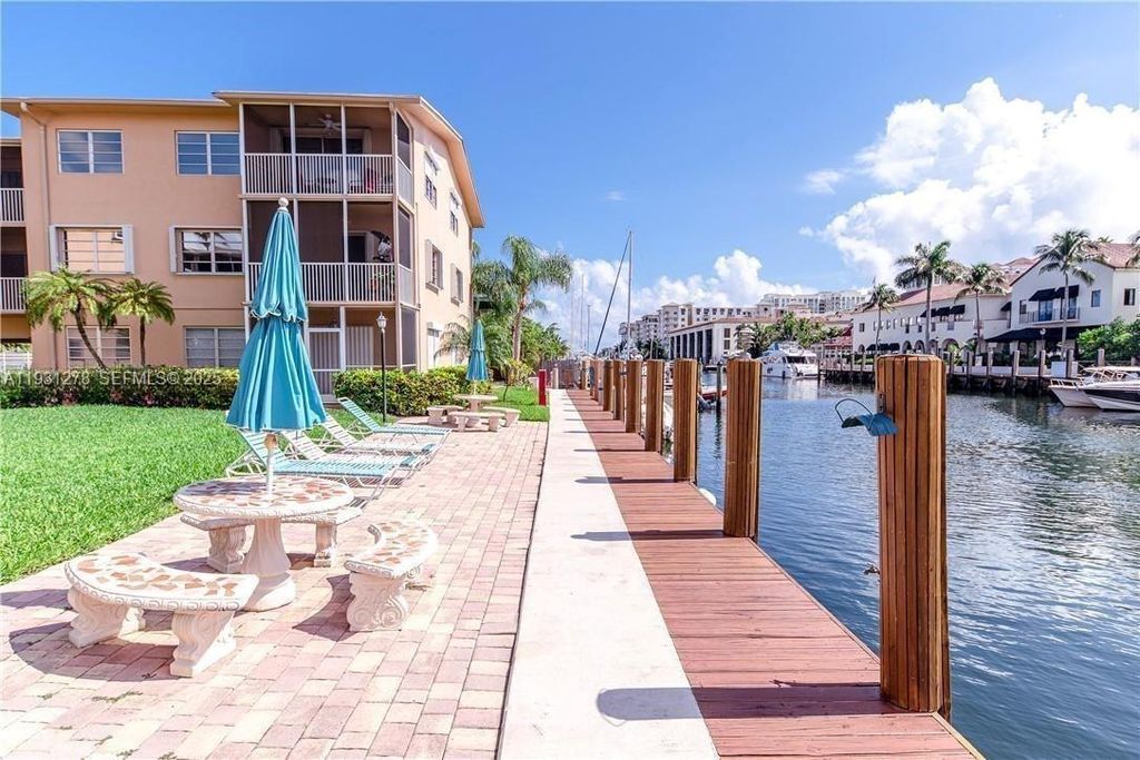 Photo of 1510 SE 15th St #210, Fort Lauderdale, FL 33316 (MLS # A11931278)