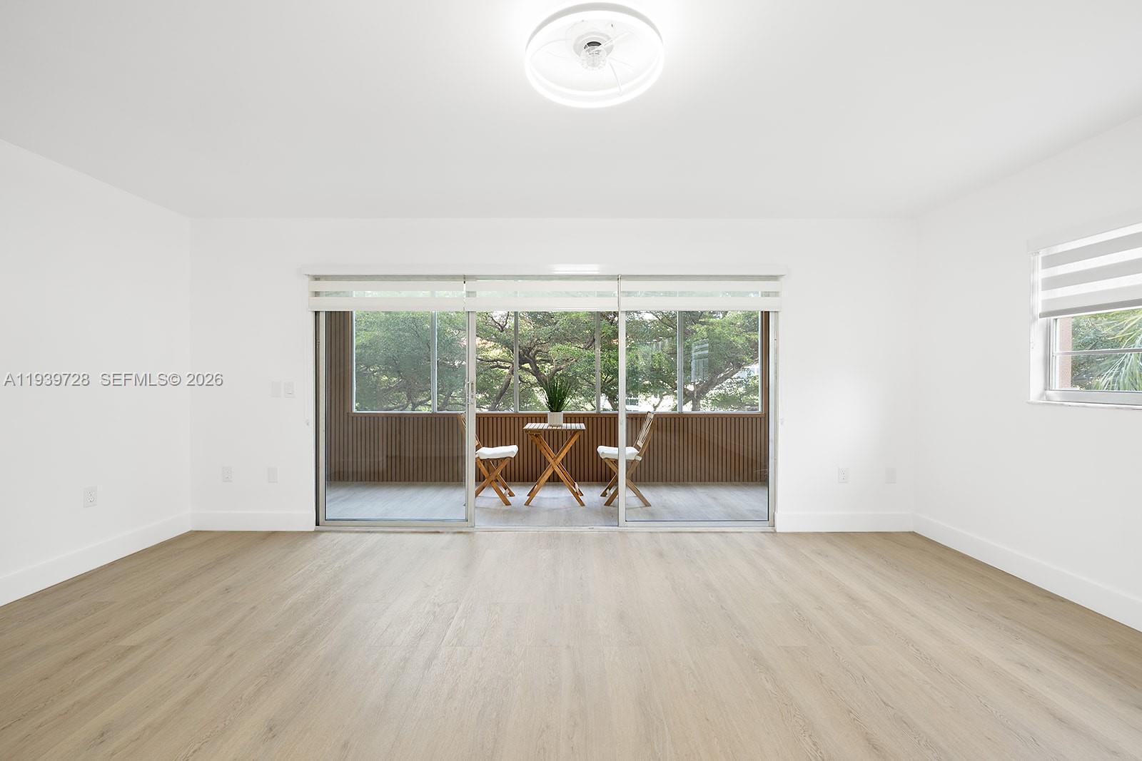 IVANHOE EAST AT CENTURY V - Residential