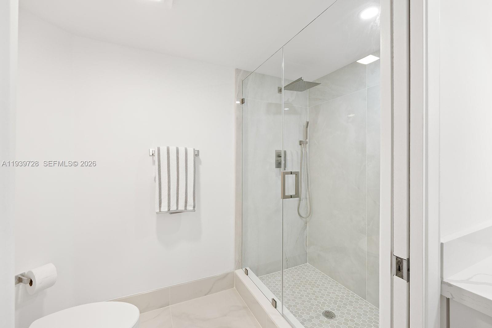 IVANHOE EAST AT CENTURY V - Residential