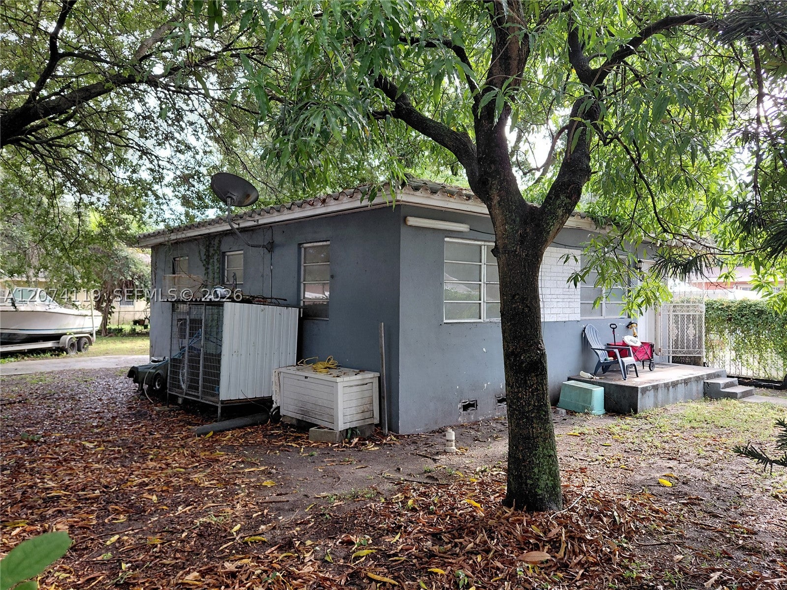 3300 NW 50th St