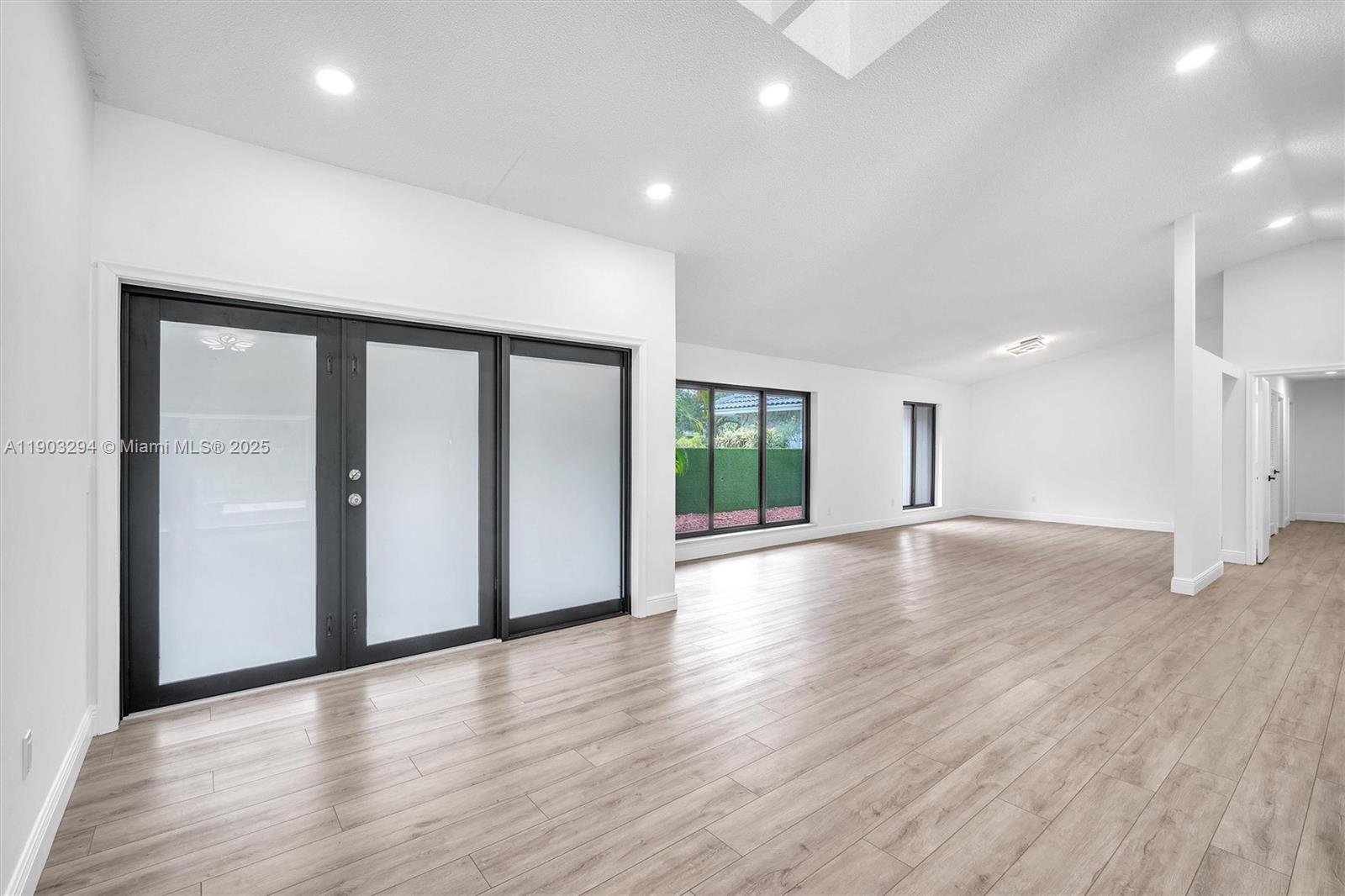 PONDEROSA - Residential Lease