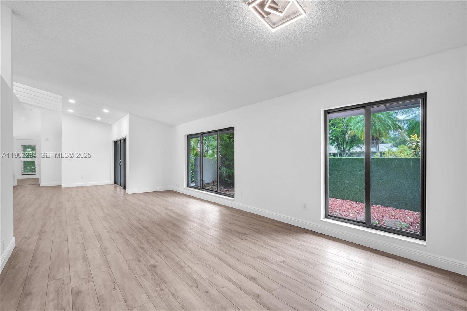 PONDEROSA - Residential Lease