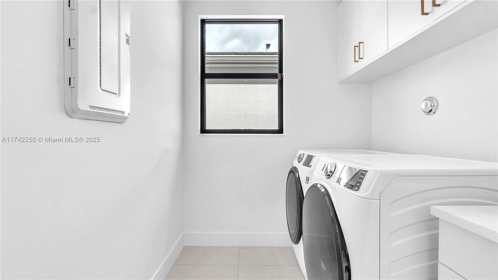 Lotus Palm - Residential Lease