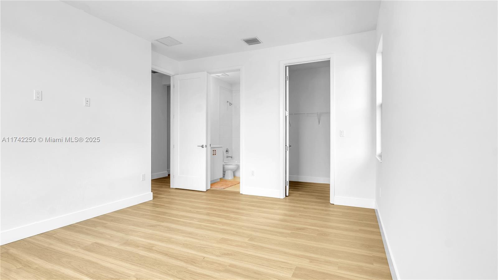 Lotus Palm - Residential Lease