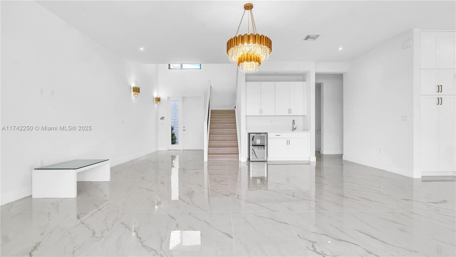Lotus Palm - Residential Lease