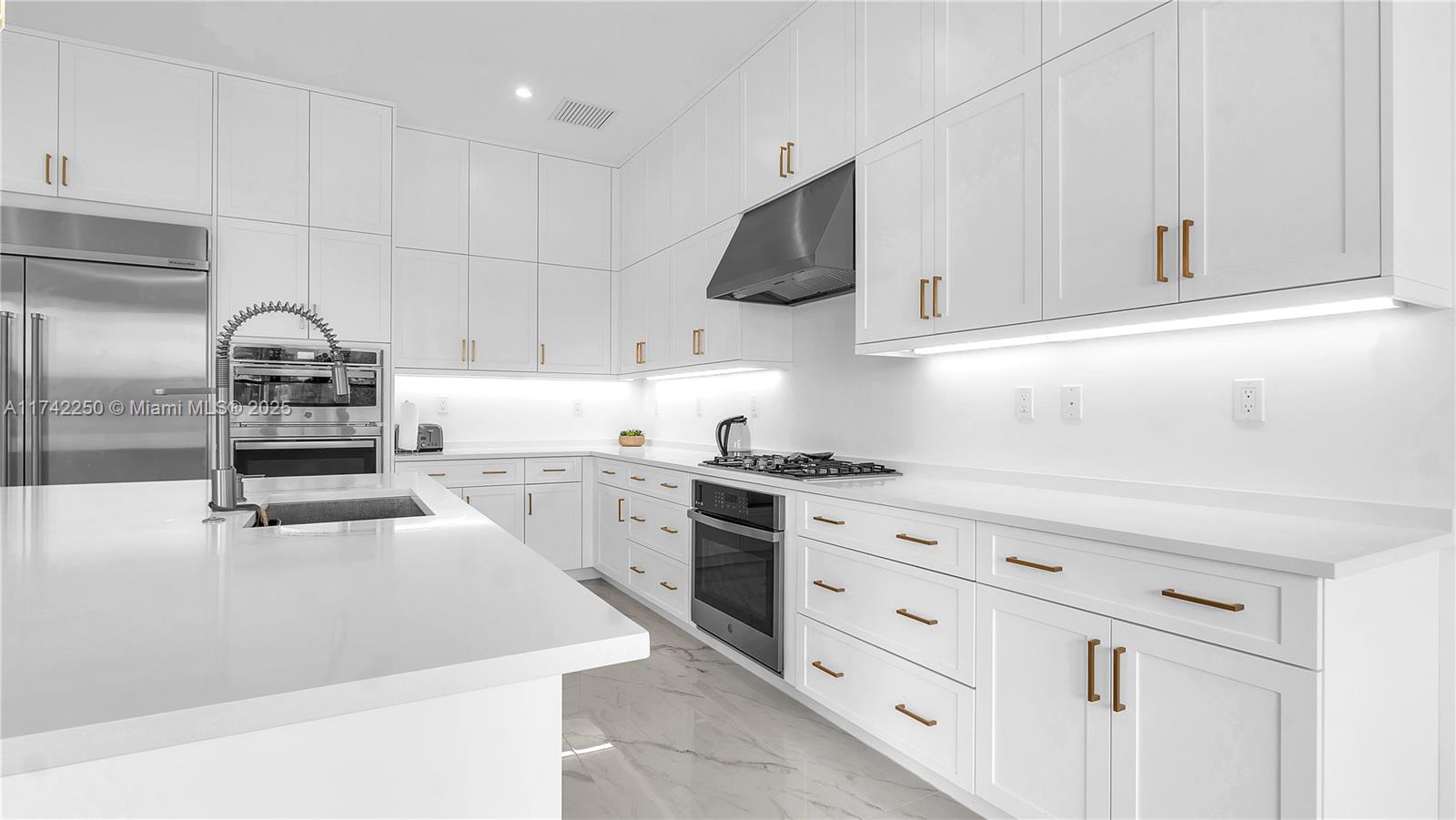 Lotus Palm - Residential Lease