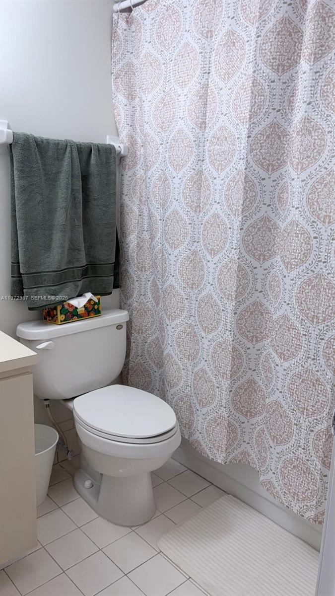 PRESIDENTIAL CORNERS COND - Residential