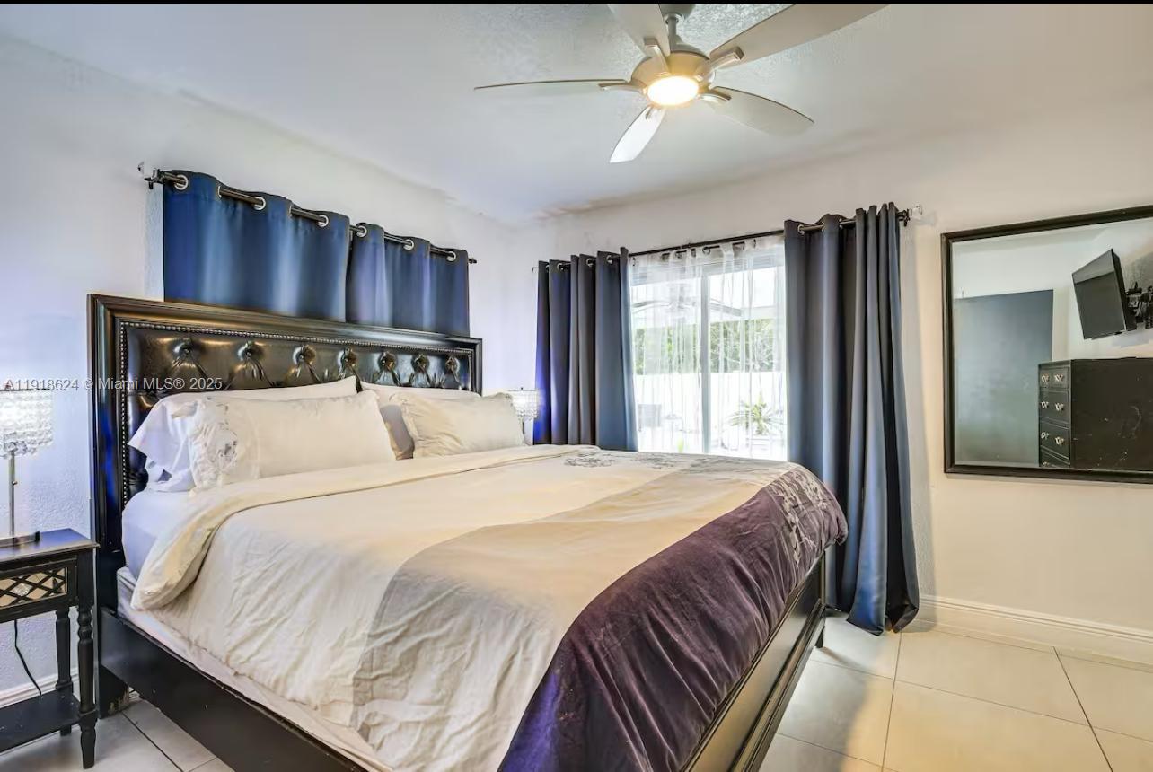 LAUDERDALE LAKES WEST GAT - Residential Lease