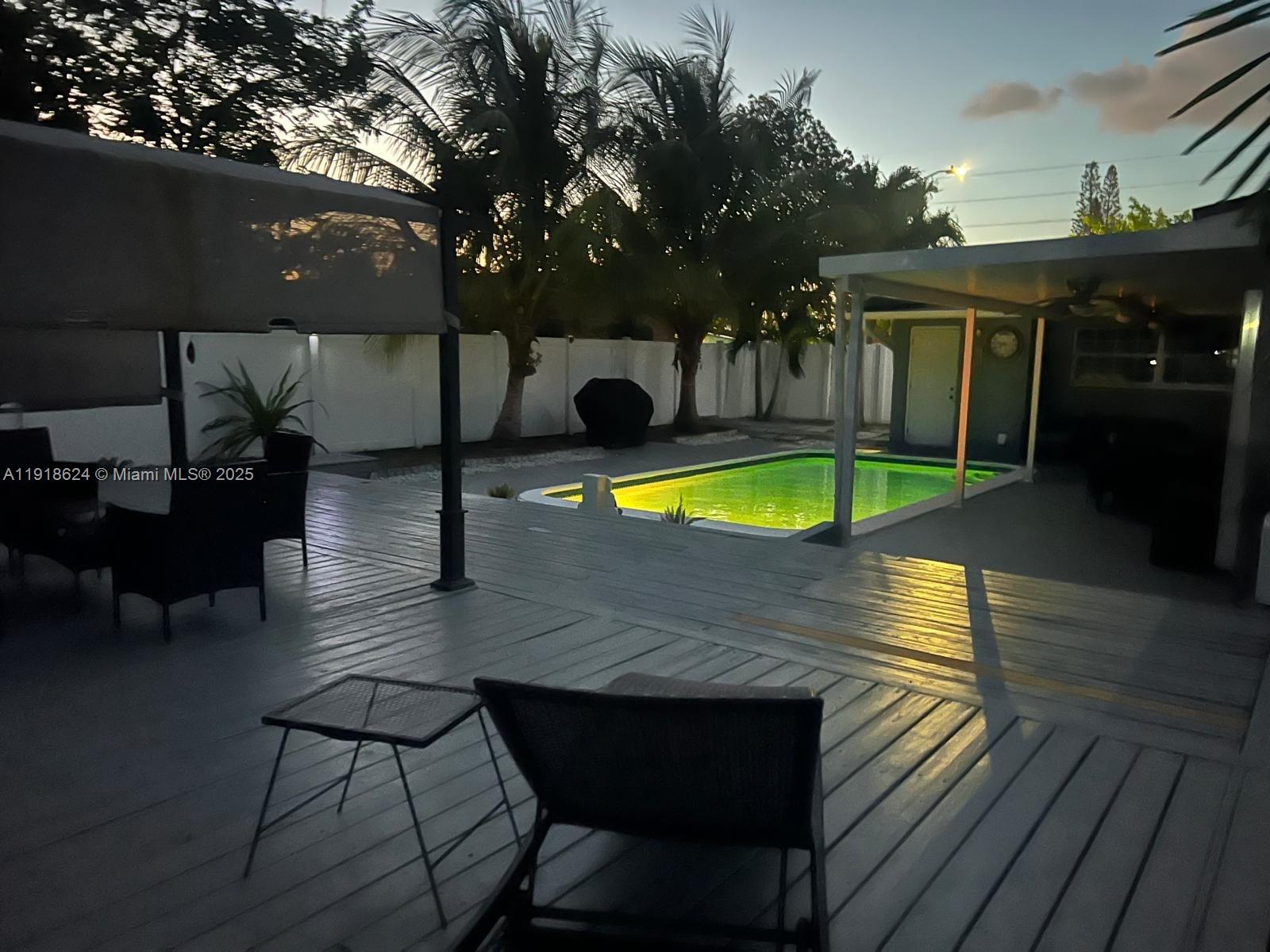 LAUDERDALE LAKES WEST GAT - Residential Lease