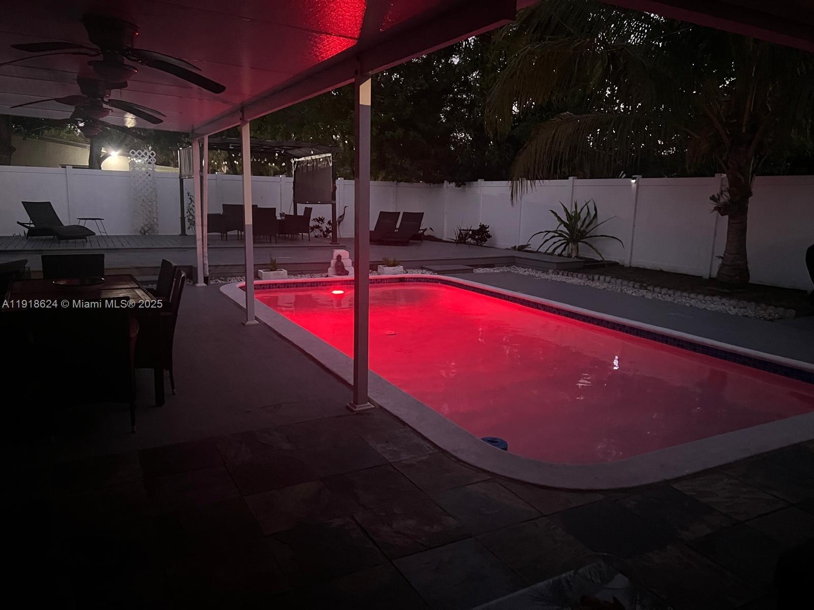 LAUDERDALE LAKES WEST GAT - Residential Lease