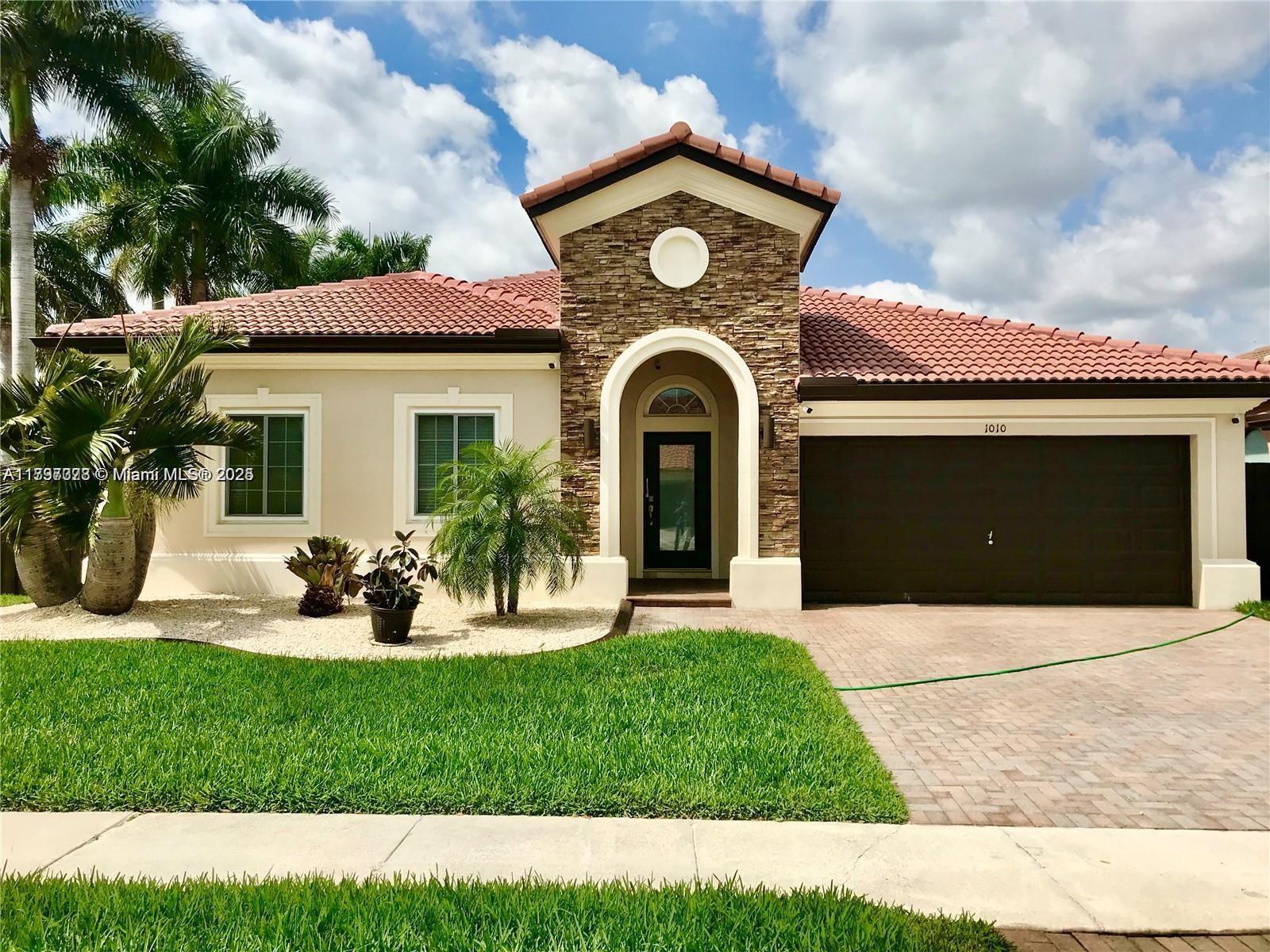 Property for Sale at 1010 Ne 36th Ave, Homestead, Miami-Dade County, Florida - Bedrooms: 3 
Bathrooms: 2  - $575,000