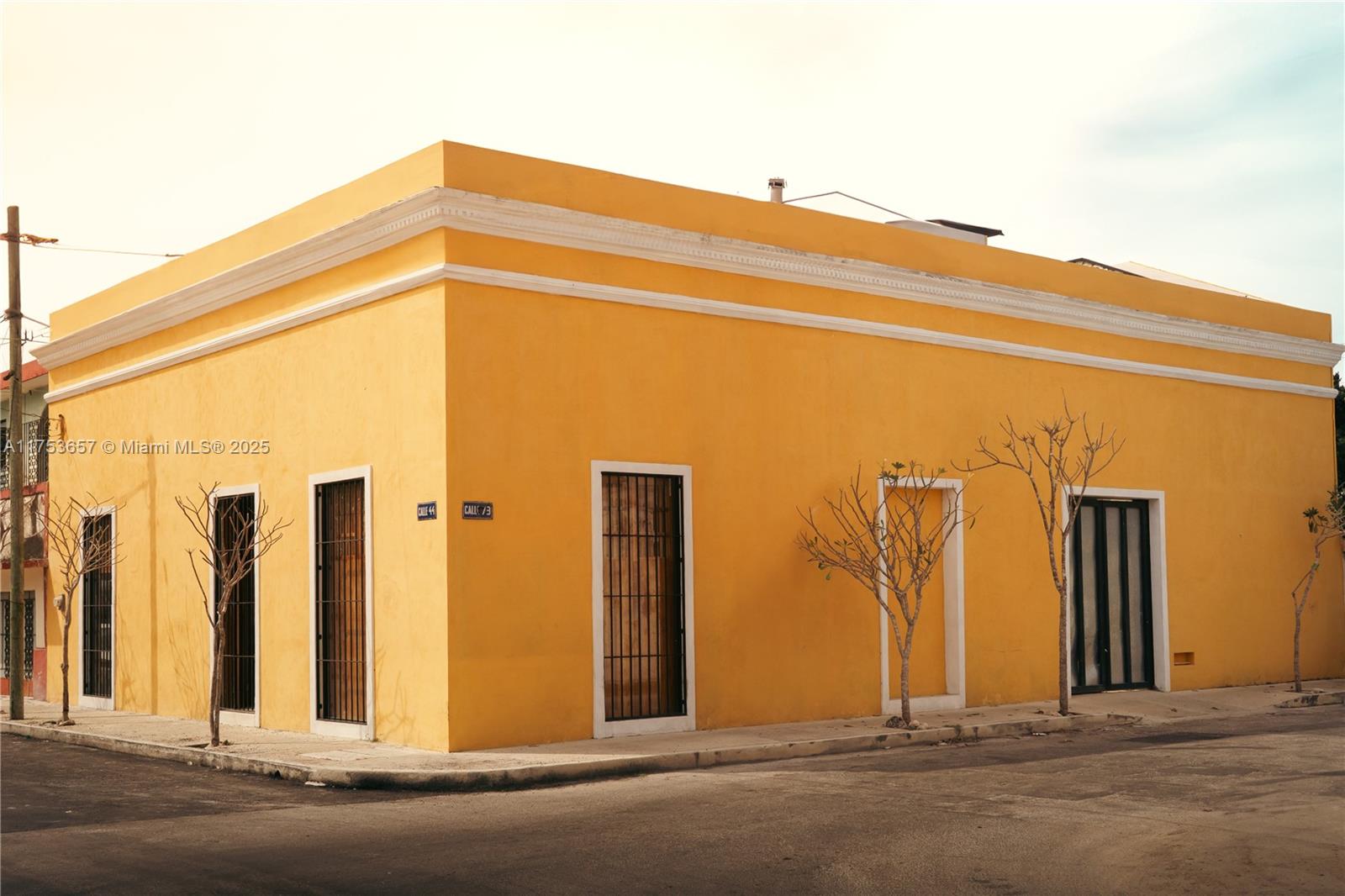 525 Calle 44 x 73A Col. Centro Merida, Yucatan, Mexico