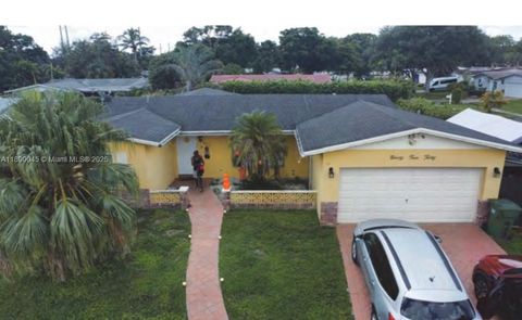 Photo of 9430 NW 18th St, Pembroke Pines, FL 33024 (MLS # A11890045)