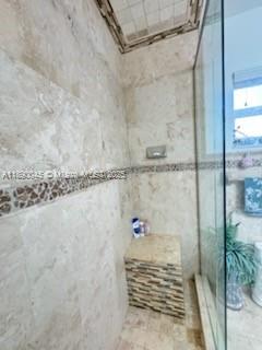 RAINBOW LAKES - Residential