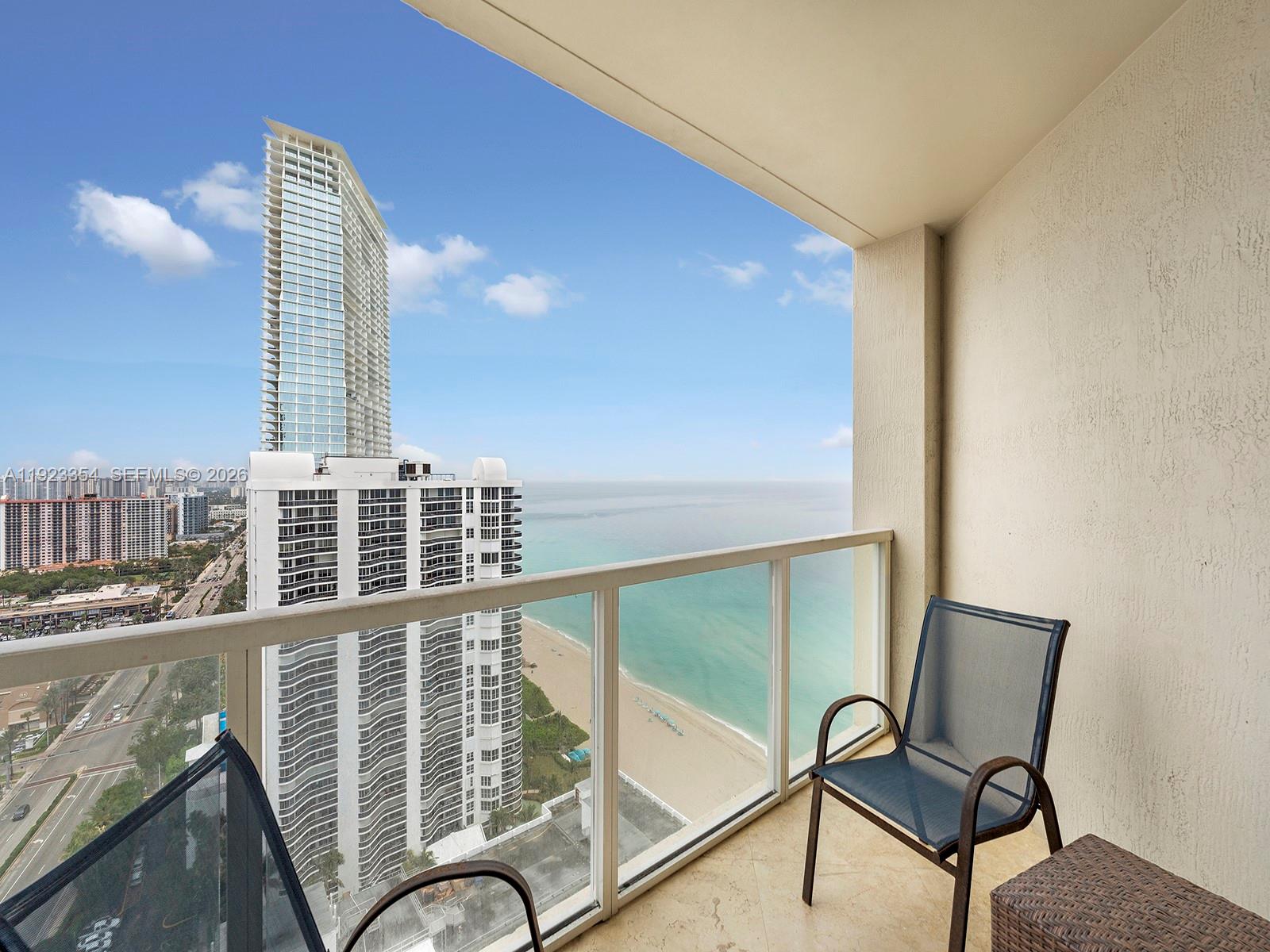 LA PERLA CONDO - Residential