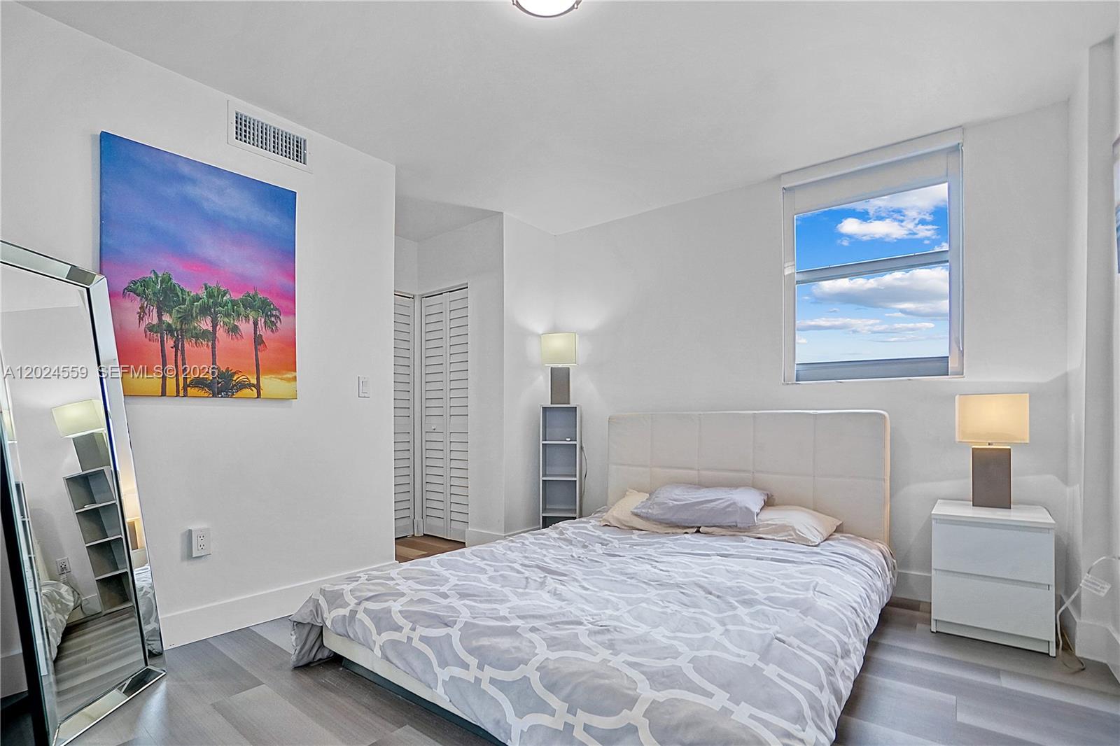 MANATEE CONDO - Residential