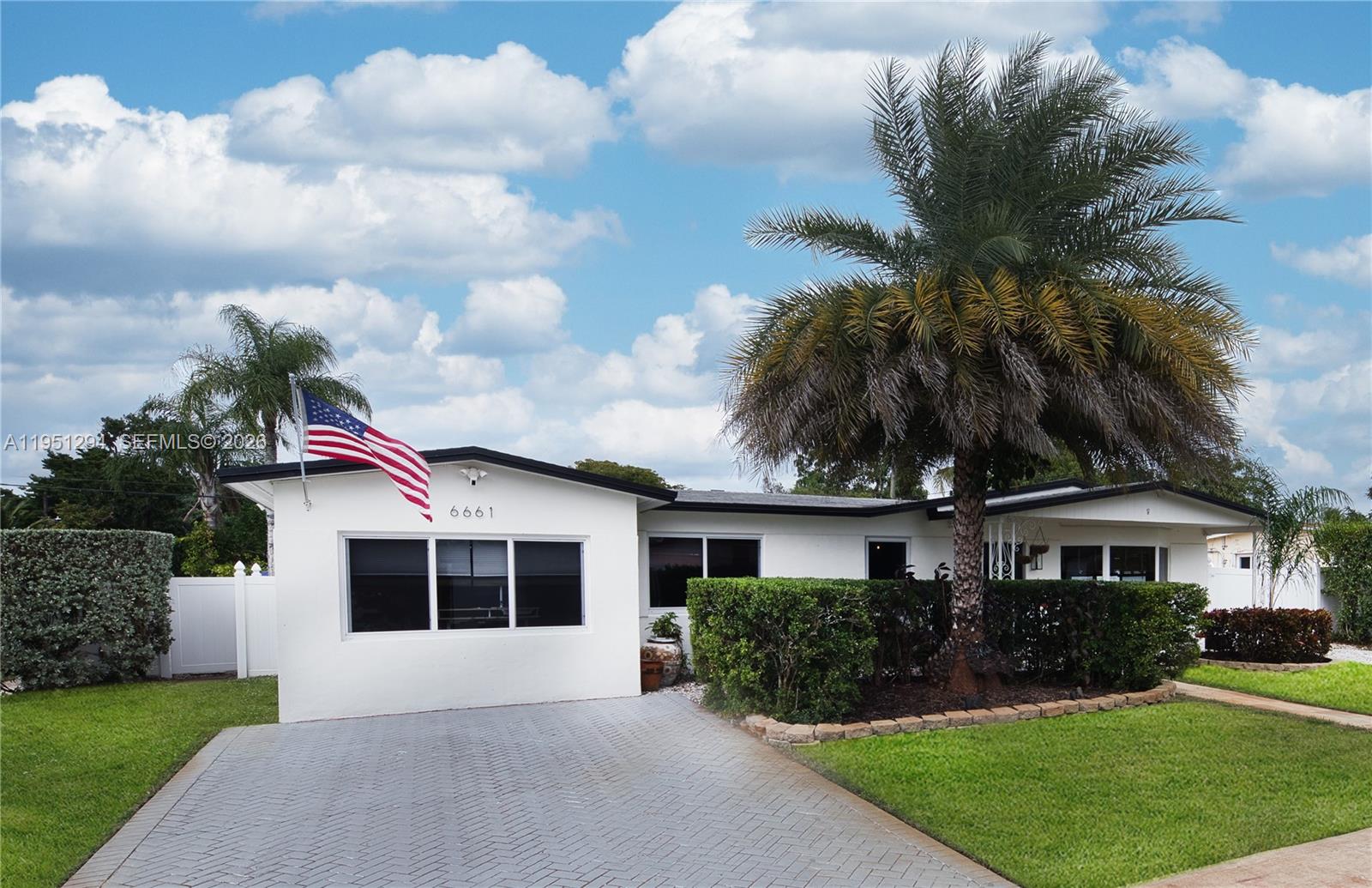 BOULEVARD HEIGHTS SEC TEN - Residential