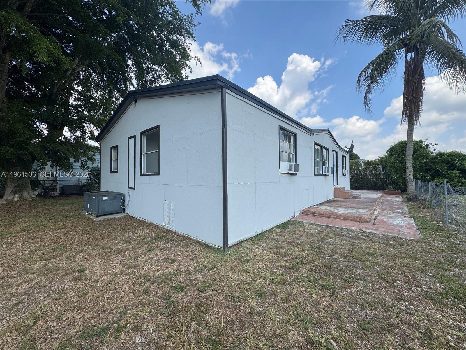 19800 SW 180th