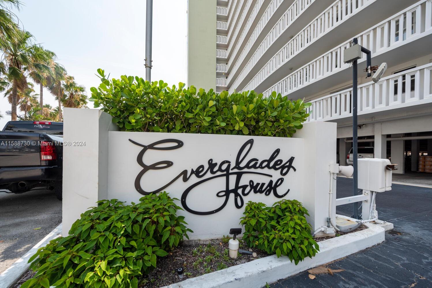 Property for Sale at 2000 S Ocean Dr 304, Fort Lauderdale, Broward County, Florida - Bedrooms: 1 
Bathrooms: 2  - $539,000
