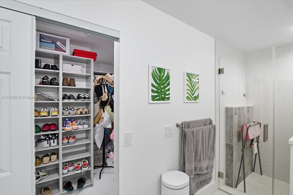 WEST ESPLANADE - Residential Lease