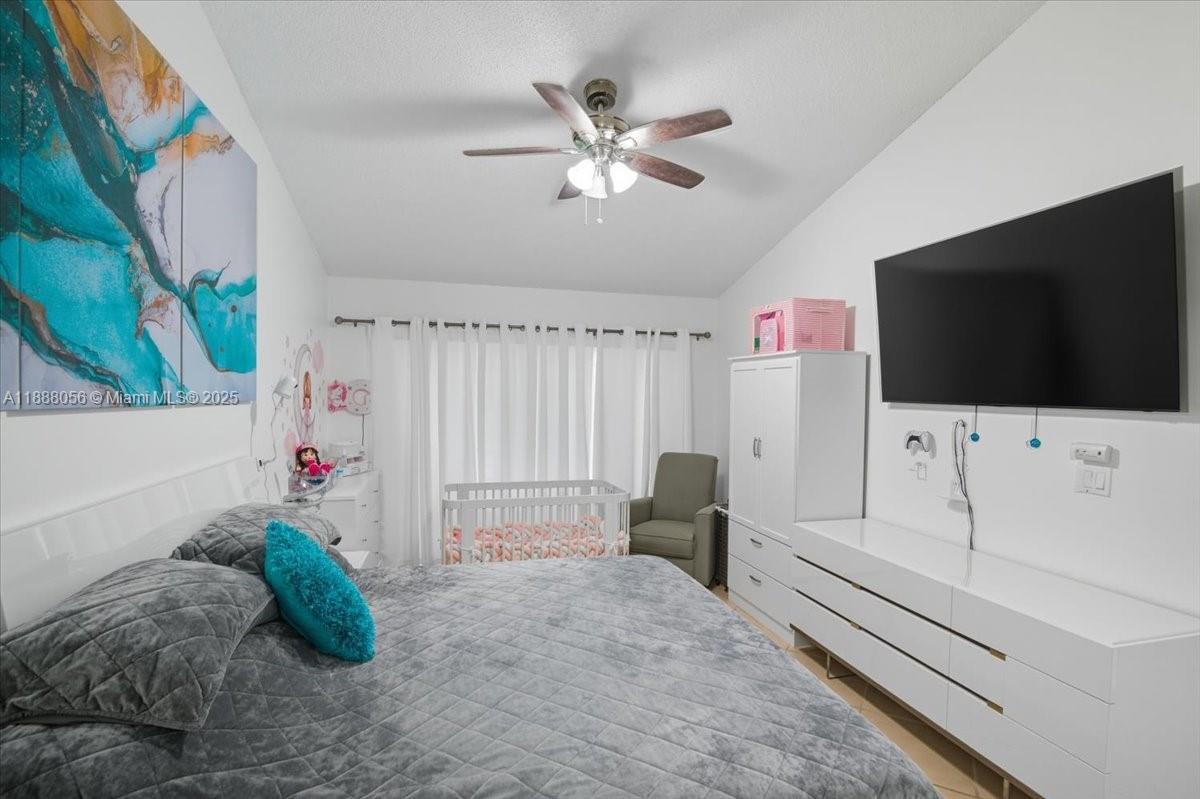 WEST ESPLANADE - Residential Lease