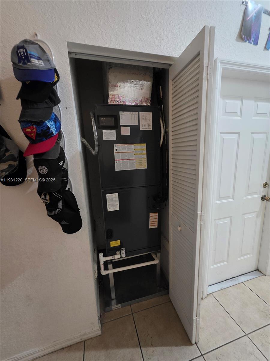 SHORES AT KEYS GATE - Residential