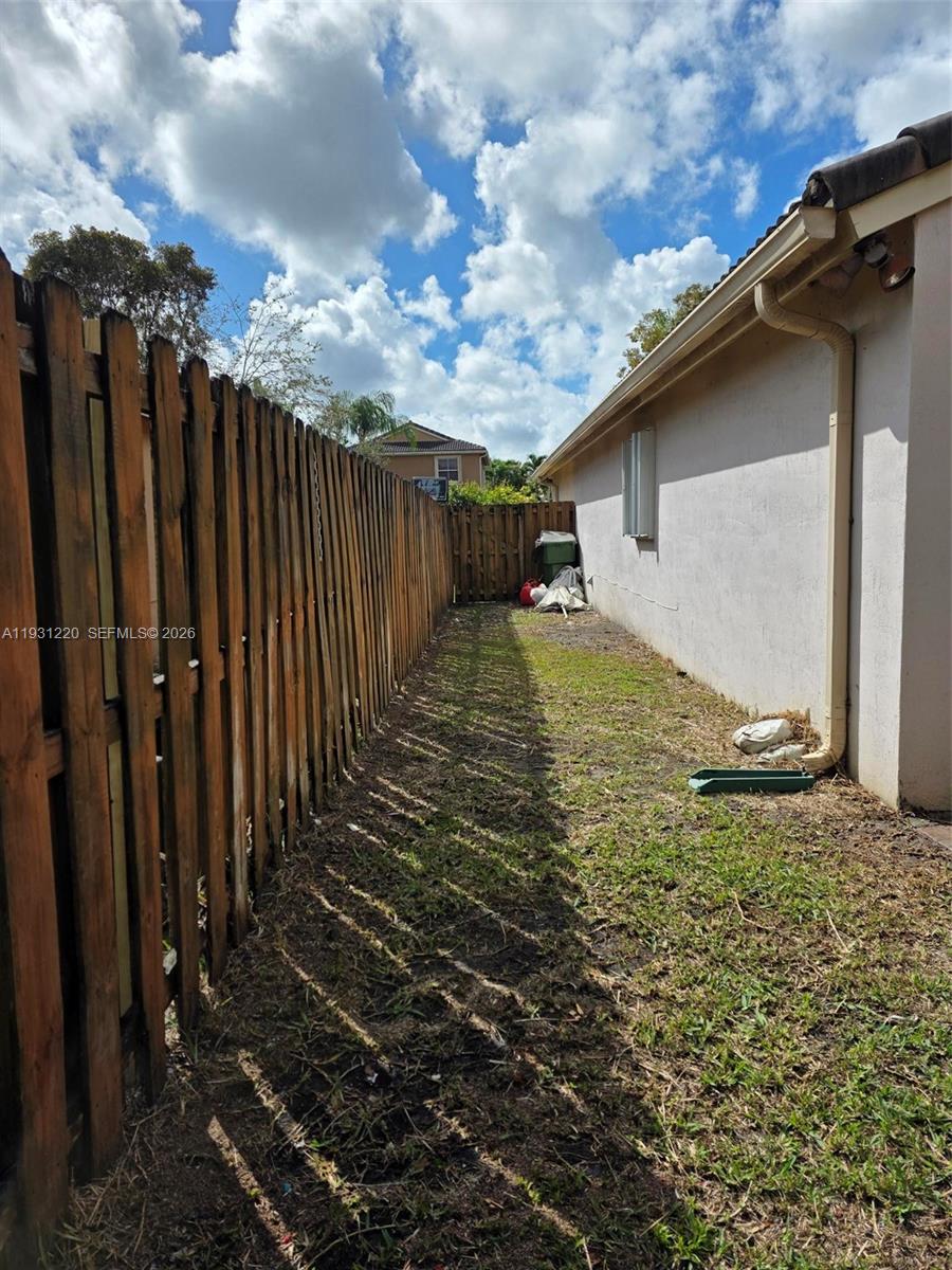 SHORES AT KEYS GATE - Residential