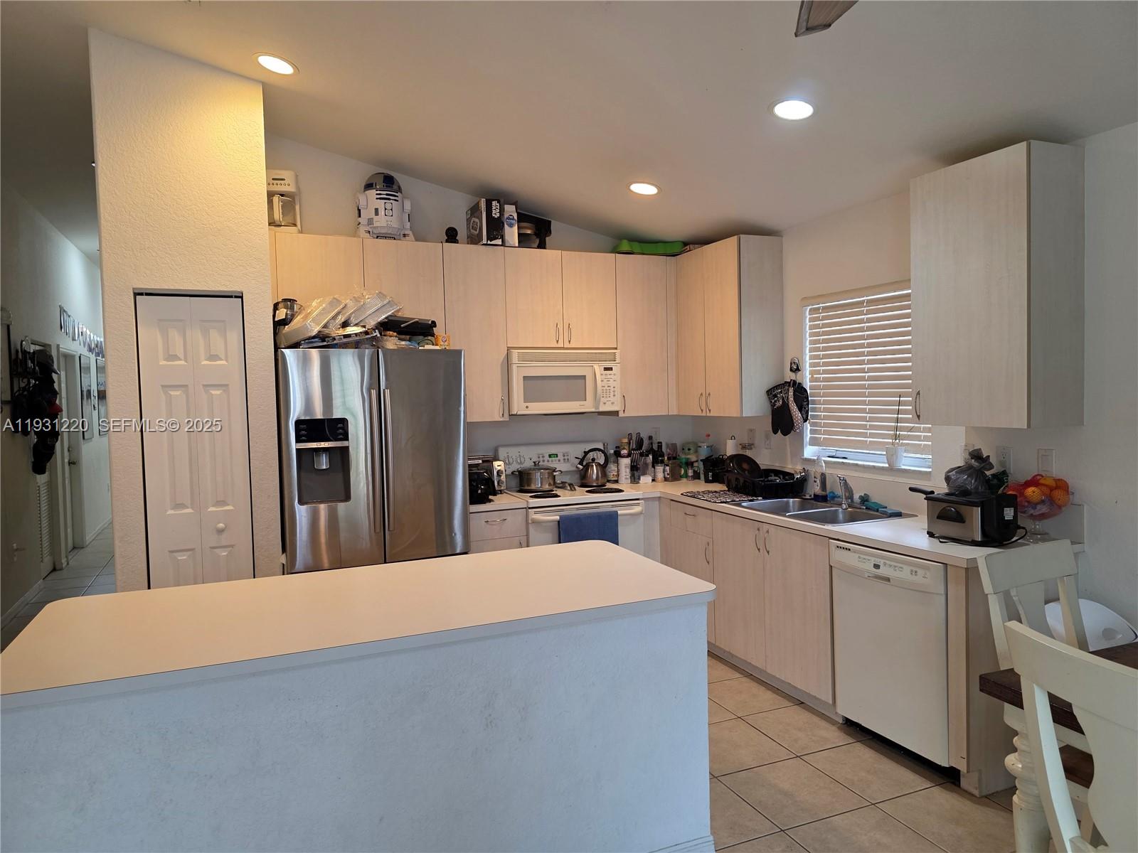 SHORES AT KEYS GATE - Residential