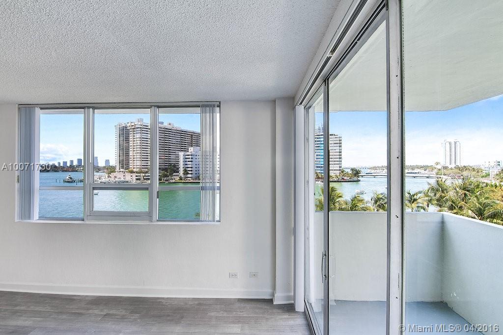 Welcome to Miami Beach's most exciting residential community, Flamingo South Beach. This large corner 1 bed apt has bay views to the north. The interior features wood floors throughout, modern kitchen and baths with Stainless Steal appliances and granite counter tops. Community amenities include a fitness center, 2 resort style bay front pools surrounded by cabanas, lounge chairs and a tiki bar, a BBQ area and beach volleyball. Move-in for just 1 month + $1K security deposit. Parking $150/month extra