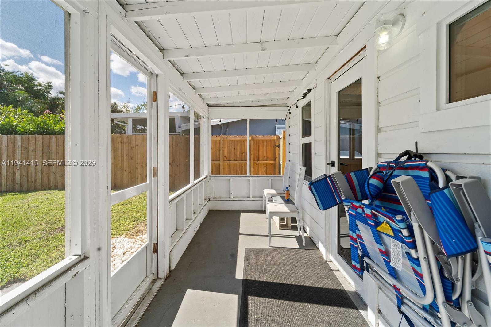 MIDDLE RIVER PLAZA - Residential