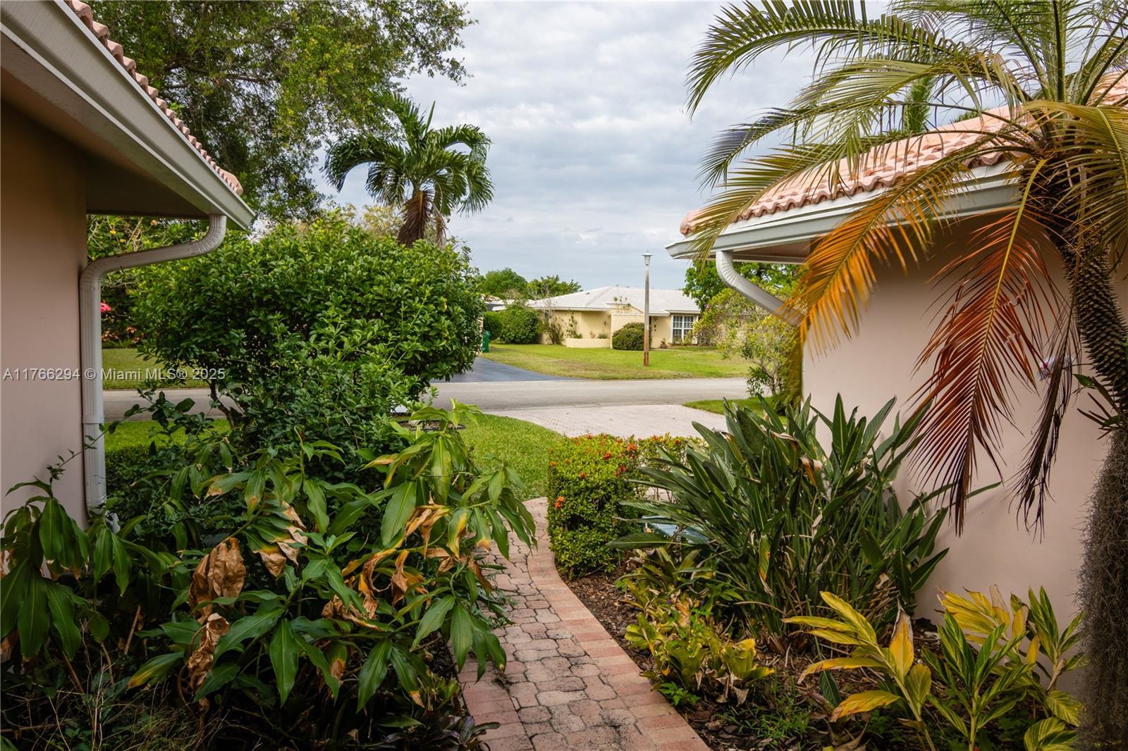 RAMBLEWOOD SOUTH - Residential