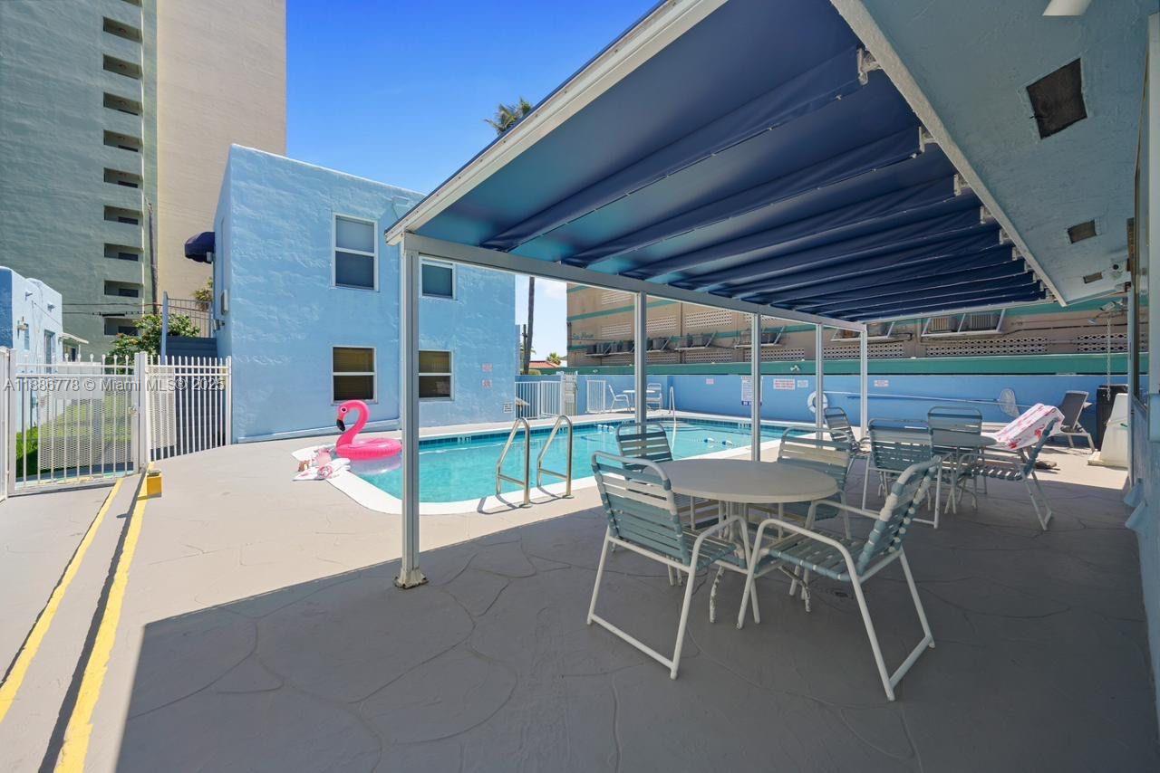 WINDWOOD SEAS CONDO - Residential