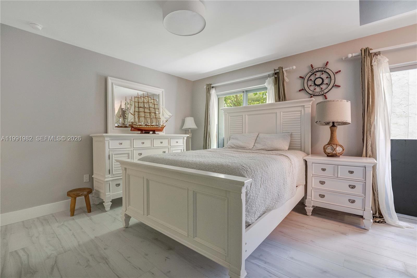 THE DANTON CONDO - Residential