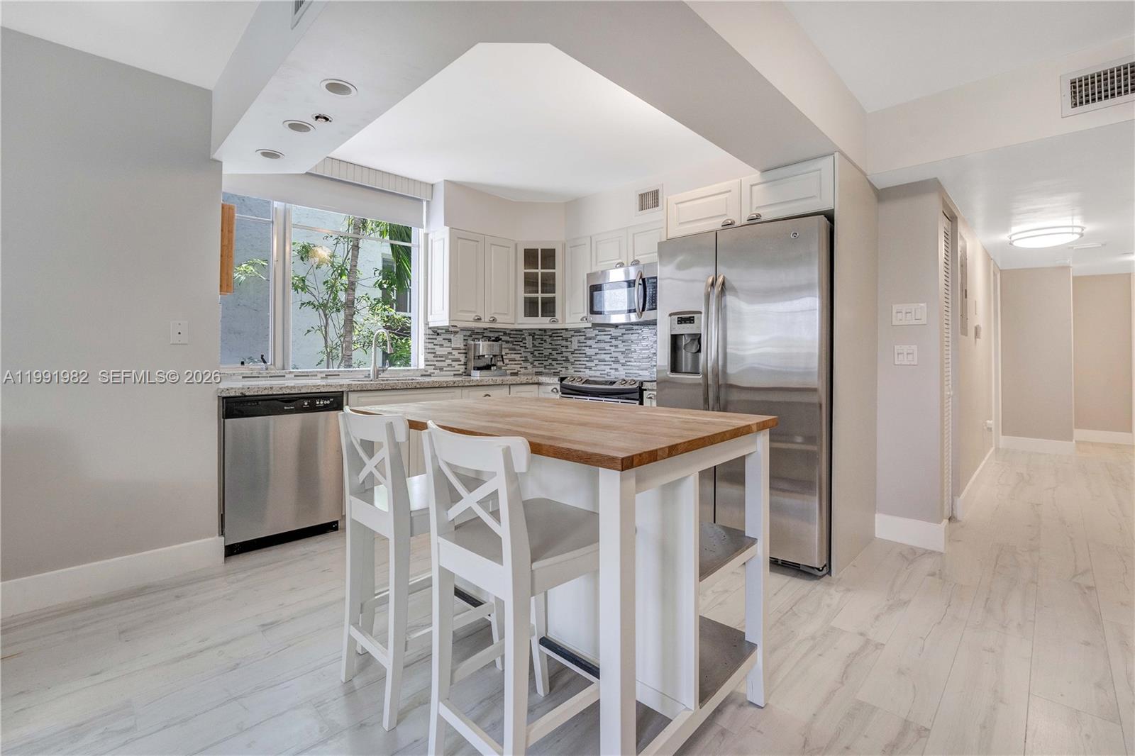 THE DANTON CONDO - Residential