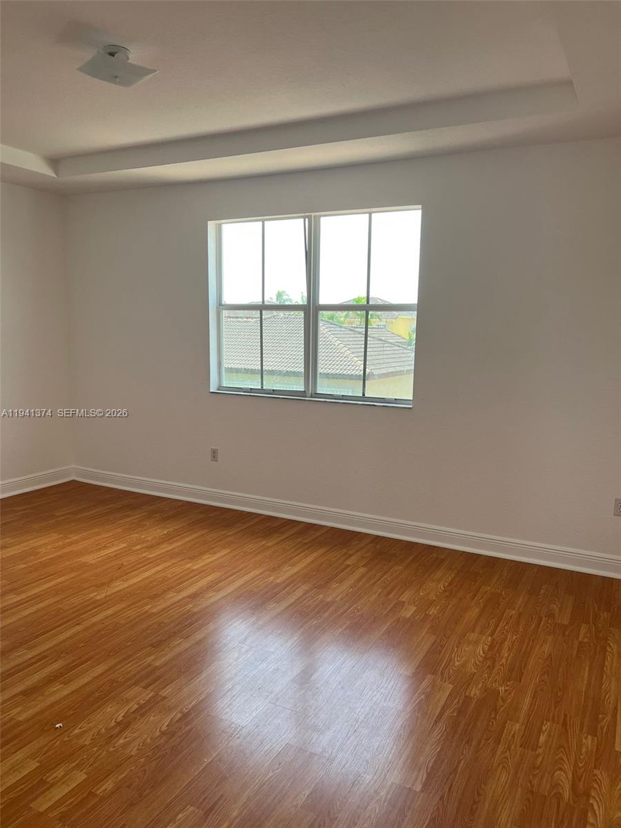 PARK LAKES SEC 3 - Residential Lease