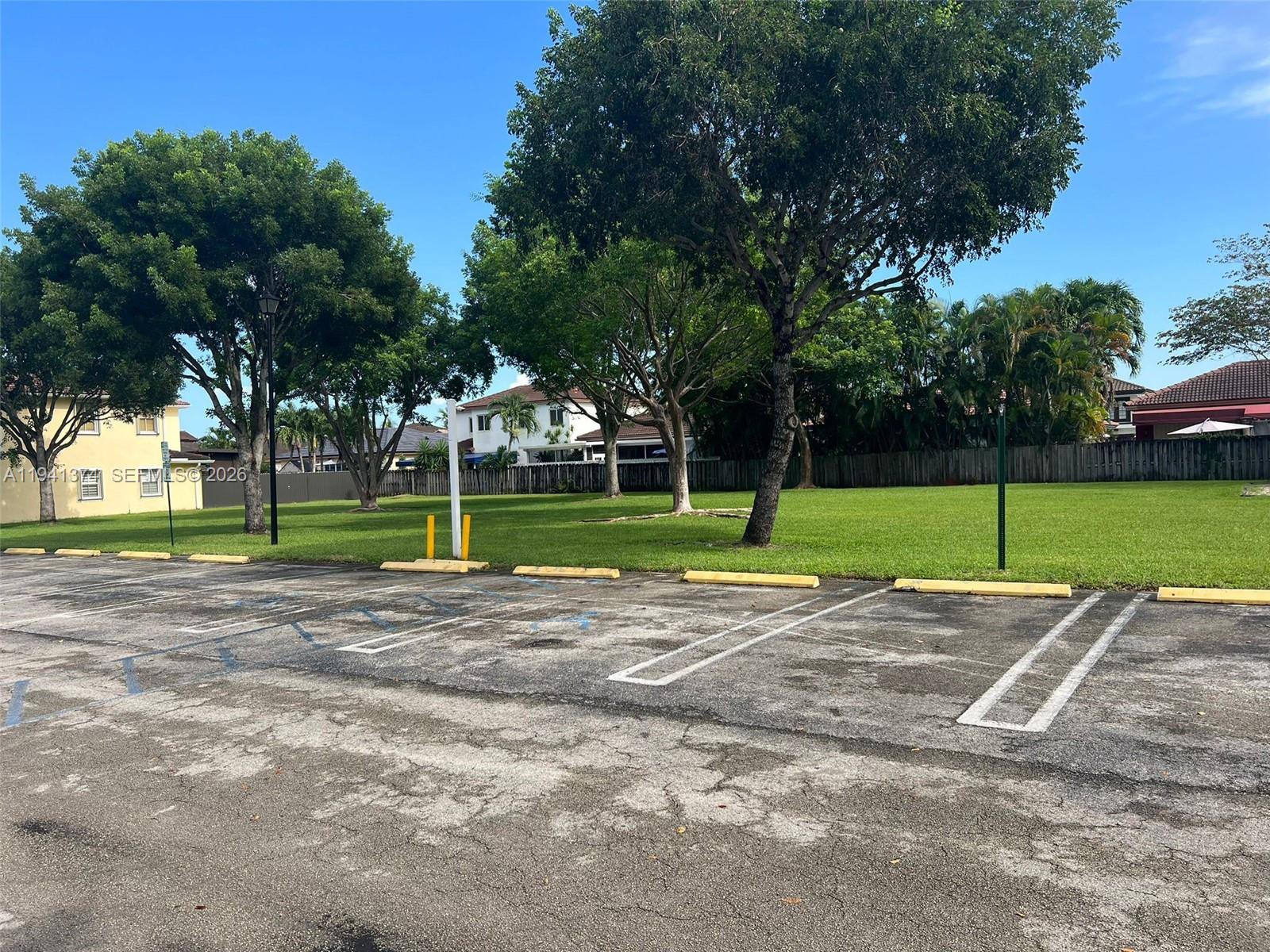 PARK LAKES SEC 3 - Residential Lease