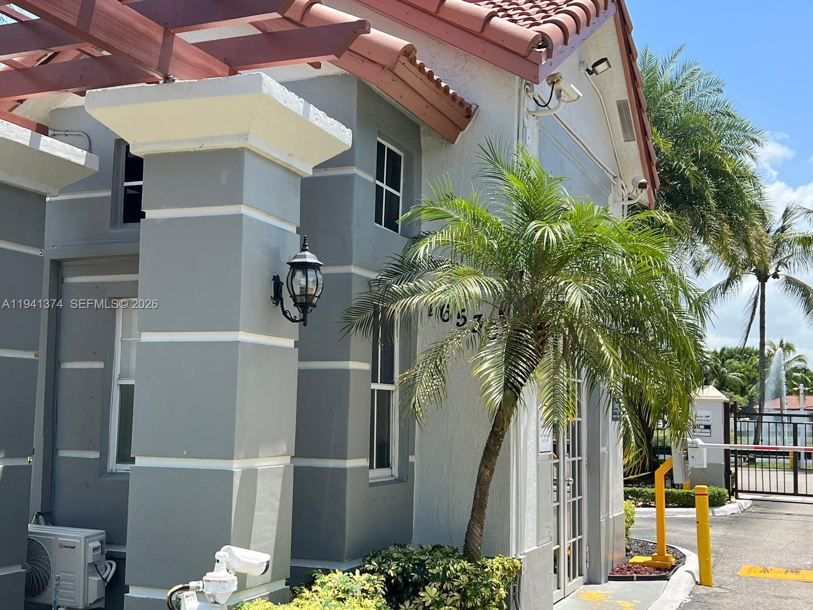 PARK LAKES SEC 3 - Residential Lease