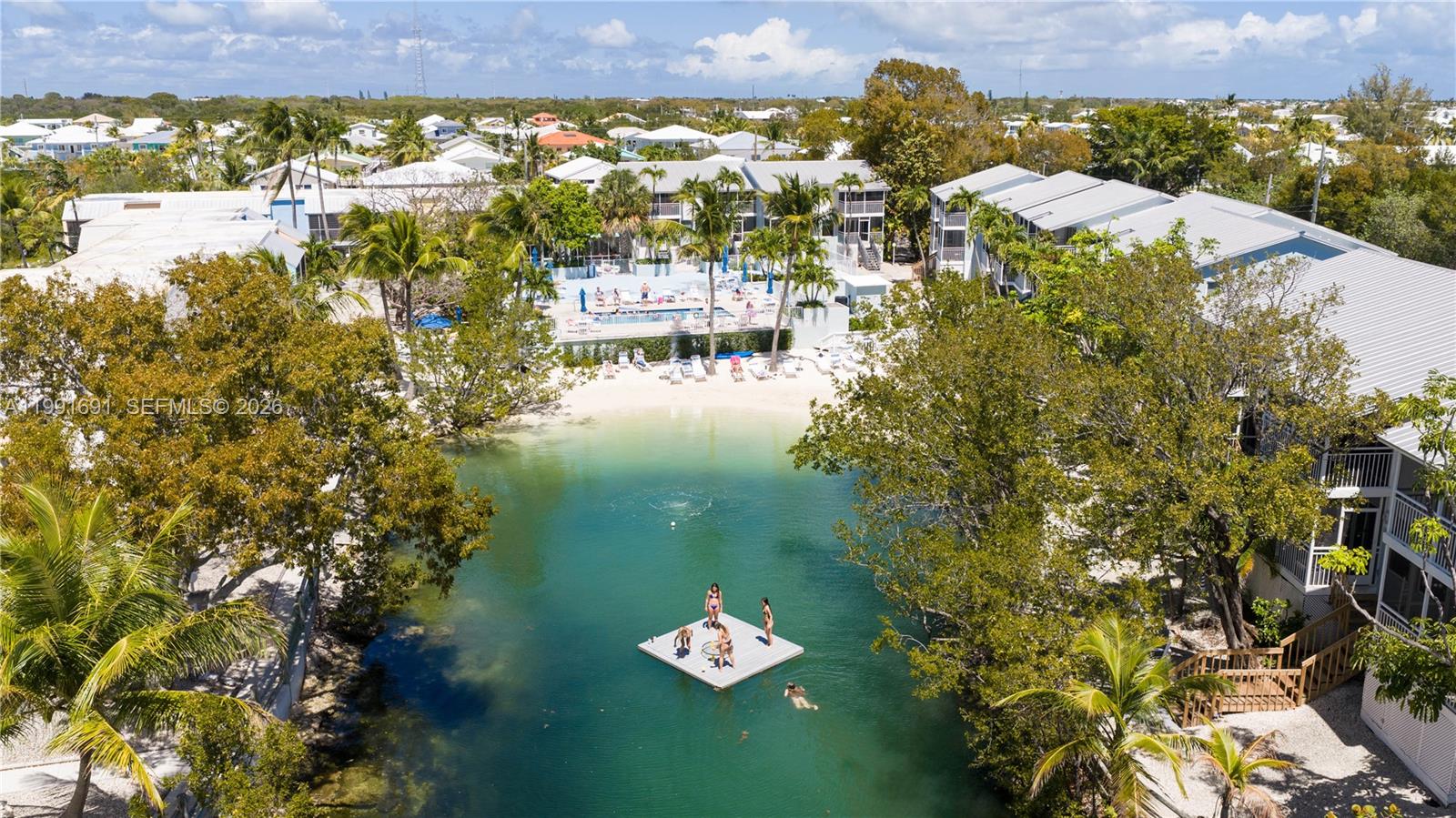 KAWAMA YACHT CLUB - Residential