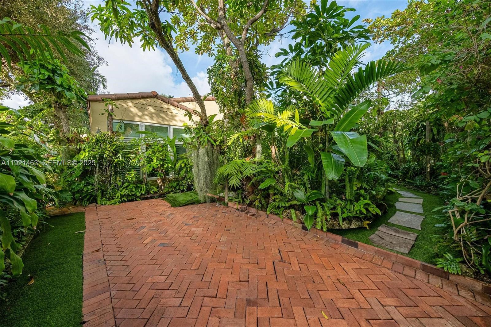 BILTMORE SUB - Residential